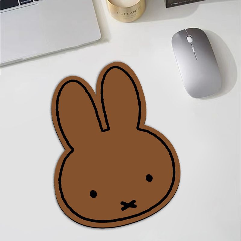 Cute Desk Mat Miffy Rabbit Car – Desk Setup Cozy Bewertung und Preis