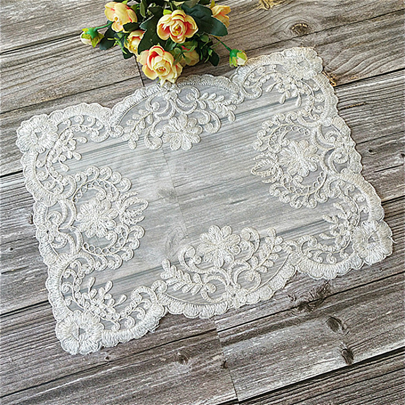 European Classical White Lace  – Desk Setup Wallpaper Bewertung und Preis