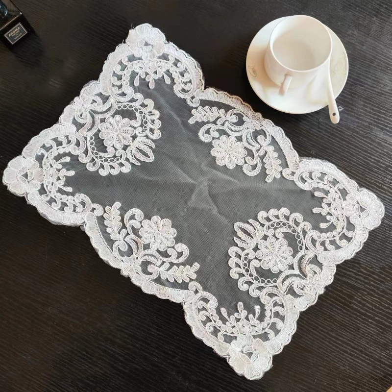 European Classical White Lace  – Desk Setup Wallpaper Bewertung und Preis
