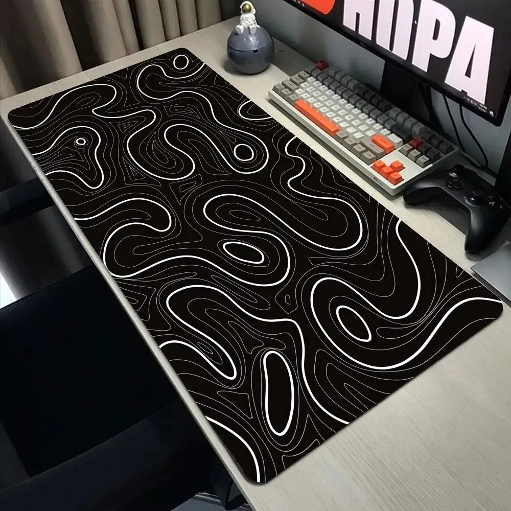 Abstract Fluid Gaming Mouse Pa – Desk Setup Gadgets Bewertung und Preis